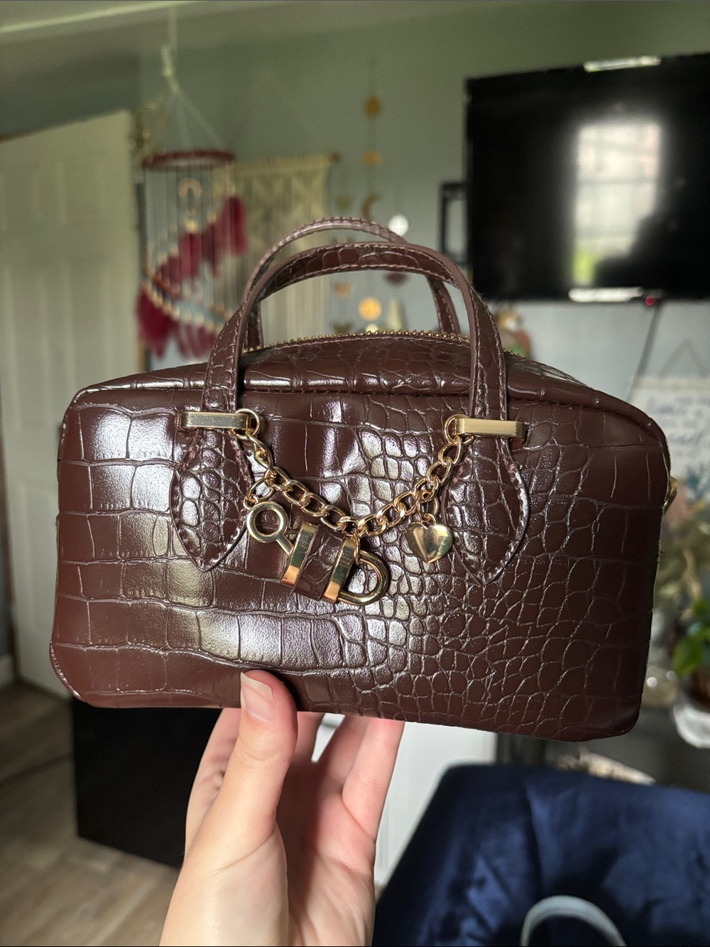 Elegant Brown Croc-Embossed Women’s Handbag with Gold Charm